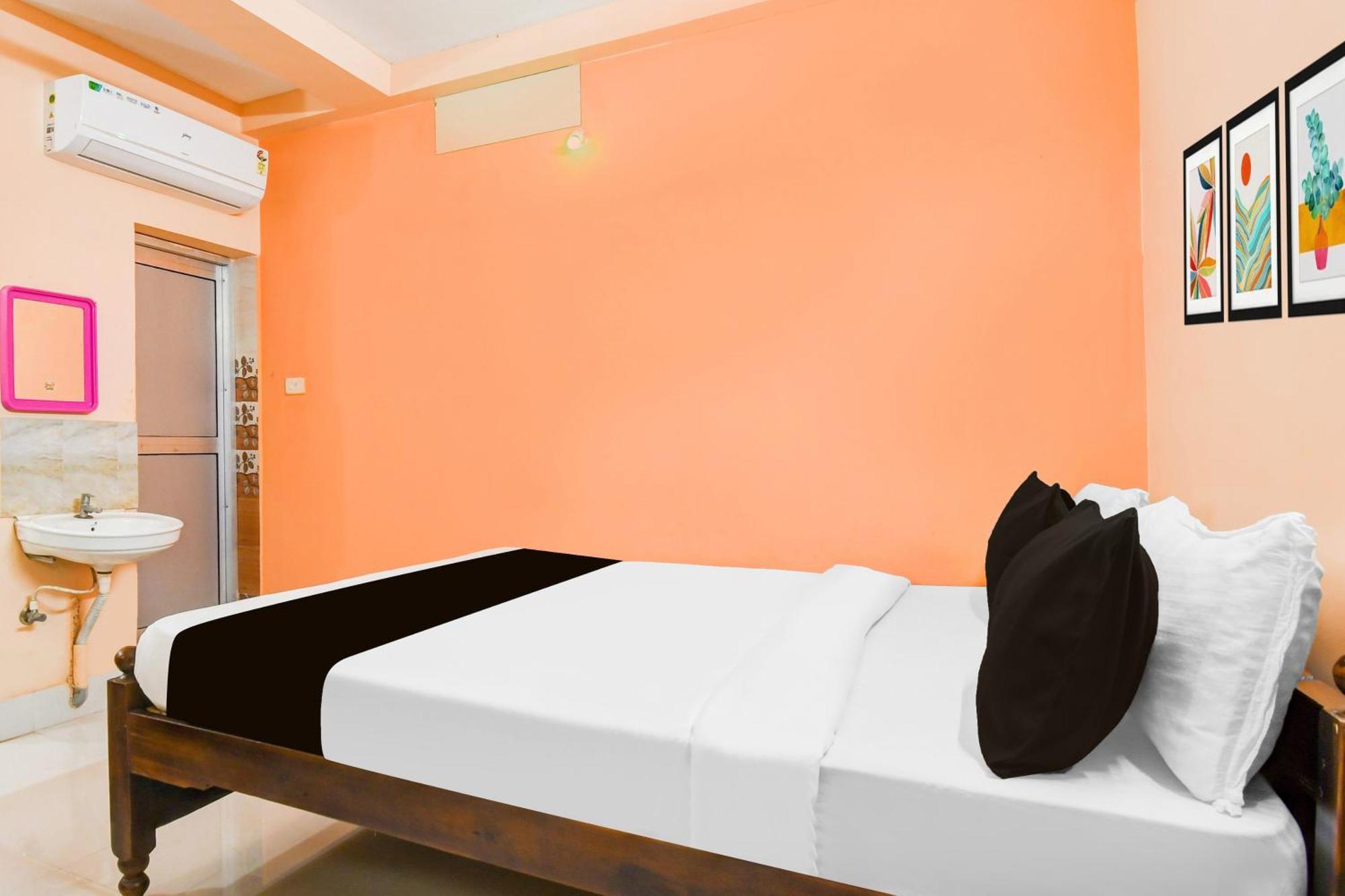 Super Hotel O Dakshin Dwar Formerly Radha Krishna Niwas Puri Eksteriør billede