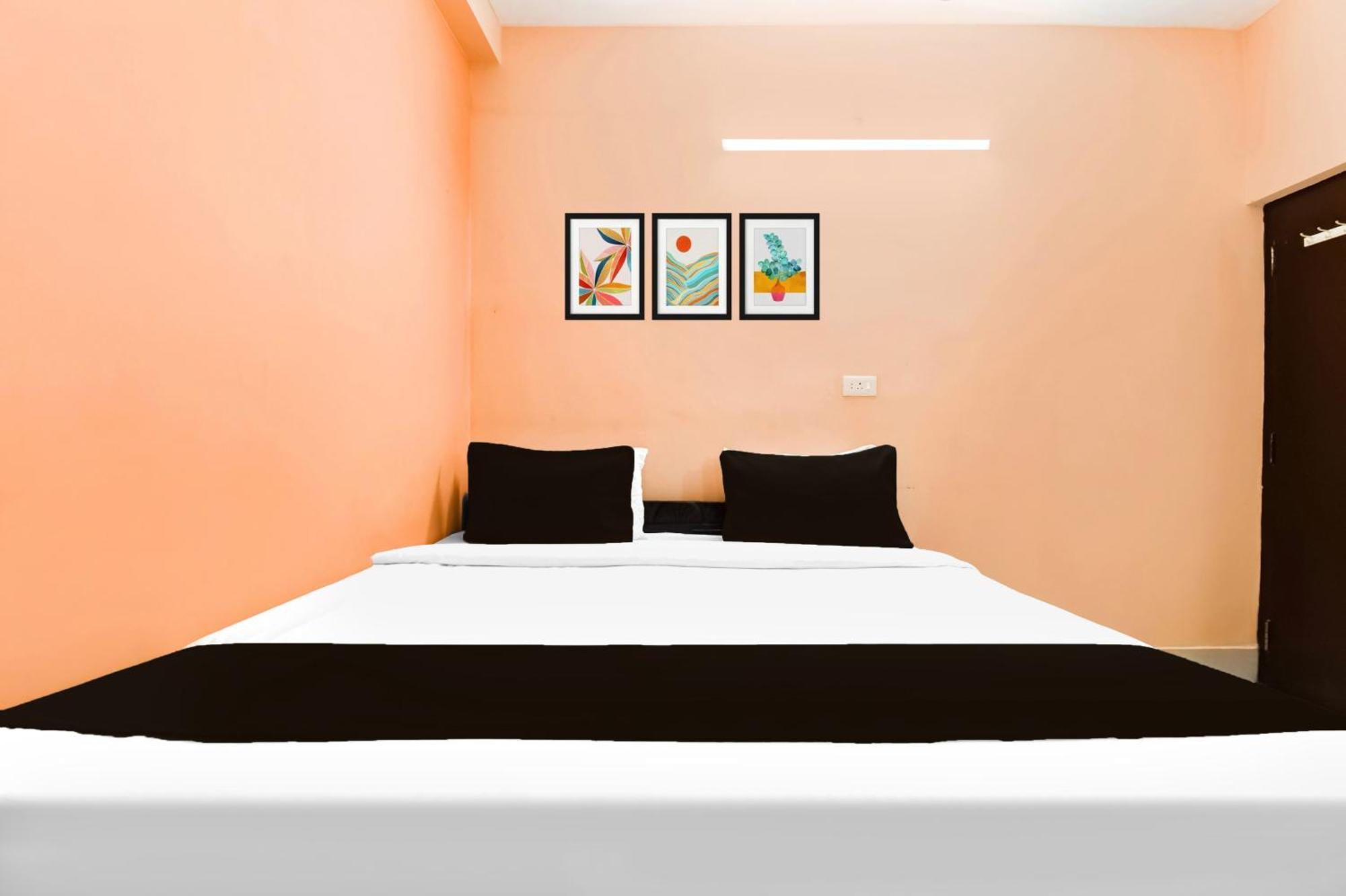 Super Hotel O Dakshin Dwar Formerly Radha Krishna Niwas Puri Eksteriør billede